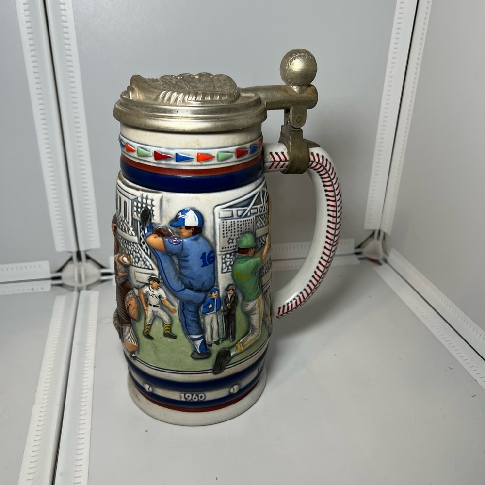 Avon 1984 Great American Baseball Ceramic Beer Stein Collectable Mug w/Box - Picture 4 of 5
